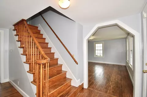 Entry Way - 67 Temby St, Springfield, MA 01119 photo 2 of 3