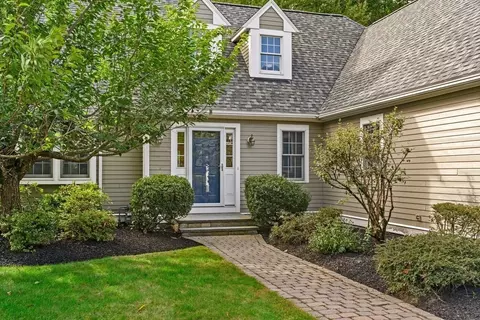 4 Doctors Hl #4, Scituate, MA 02066