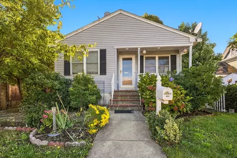 739 County St, New Bedford, MA 02740