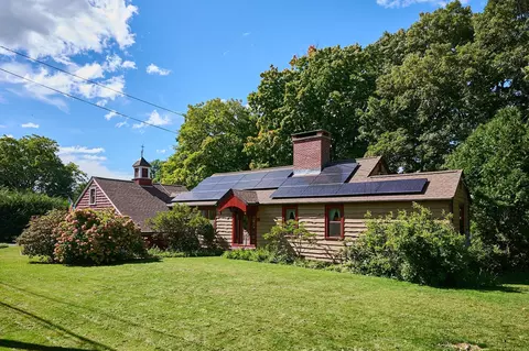 73 N Silver Ln, Sunderland, MA 01375