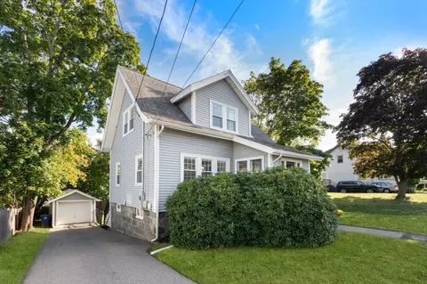 37 Arborway Dr, Braintree, MA 02184