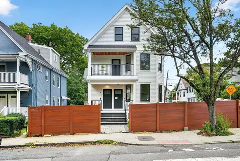 46 Walden St #46, Cambridge, MA 02140