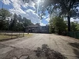 Exterior - 68 Smith Rd, Milton, MA 02186 photo 2 of 5