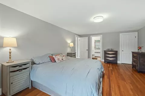Bedroom - 1 Algonquin Rd, Worcester, MA 01609 photo 6 of 15
