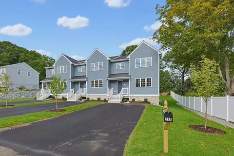 21 Dwinell Rd #A, Taunton, MA 02780