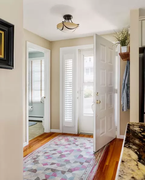 Entry Way - 13 Fieldstone St #13, Upton, MA 01568 photo 1 of 1