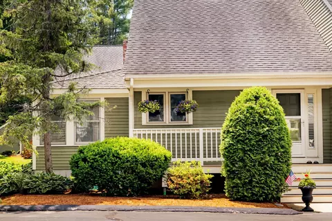 Exterior - 13 Fieldstone St #13, Upton, MA 01568 photo 2 of 5