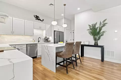 Kitchen - 531 Main St #2002, Reading, MA 01867 photo 1 of 3