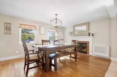 Dining - 27 Pickering St, Danvers, MA 01923 photo 2 of 4