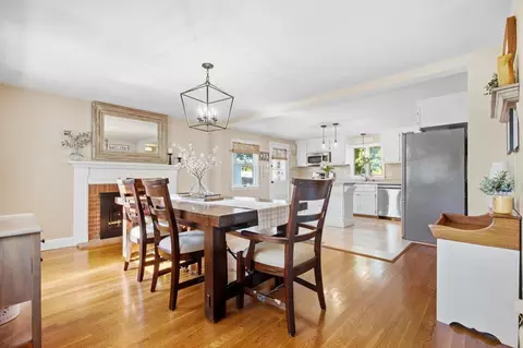 Dining - 27 Pickering St, Danvers, MA 01923 photo 3 of 4