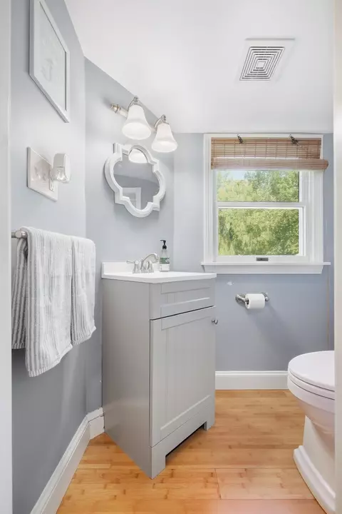 Bath - 27 Pickering St, Danvers, MA 01923 photo 3 of 3