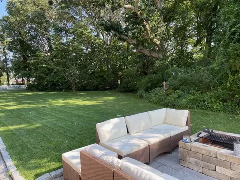 Exterior - 5 Bayview Rd, Mashpee, MA 02649 photo 4 of 8