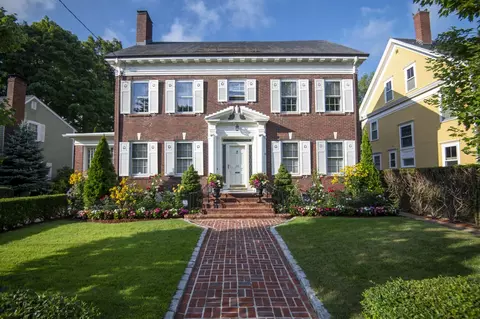 20 Lochstead Ave, Jamaica Plain, MA 02130