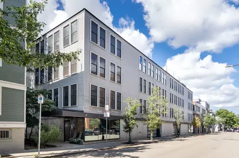 337 W 2nd St #17, Boston, MA 02127