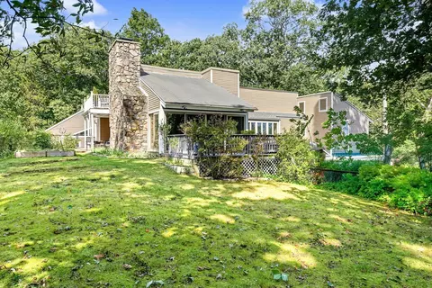 241 Perryville Rd, Rehoboth, MA 02769