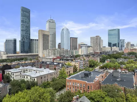 29 Wellington St, Boston, MA 02118