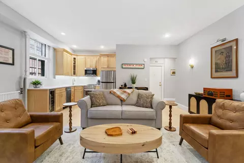 135 Marlborough #2, Boston, MA 02116