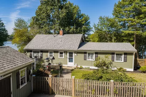 43 Furnace Ln, Pembroke, MA 02359