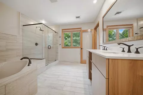 Bath - 9 Myopia Rd, Stoneham, MA 02180 photo 5 of 5