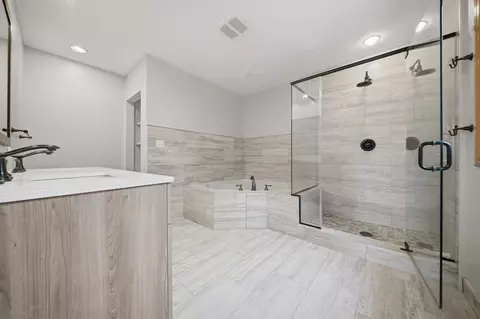 Bath - 9 Myopia Rd, Stoneham, MA 02180 photo 3 of 5