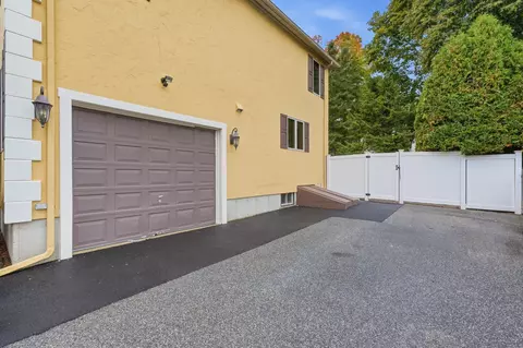 Exterior - 9 Myopia Rd, Stoneham, MA 02180 photo 4 of 11