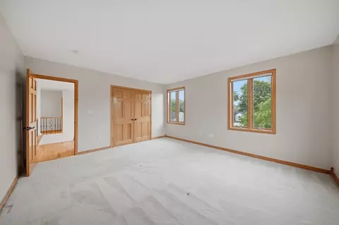 Bedroom - 9 Myopia Rd, Stoneham, MA 02180 photo 2 of 3