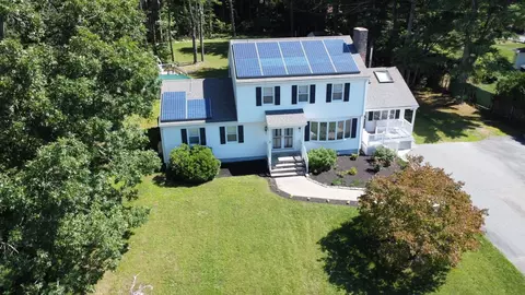 6 Tracey St, Acushnet, MA 02743