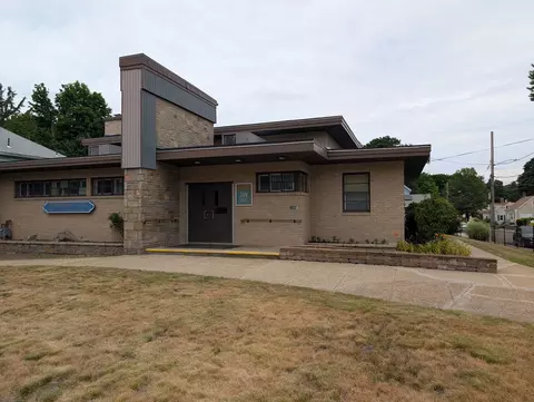 1345 River St, Hyde Park, MA 02136