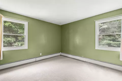 Bedroom - 1 Nottingham Dr, Raynham, MA 02767 photo 6 of 10