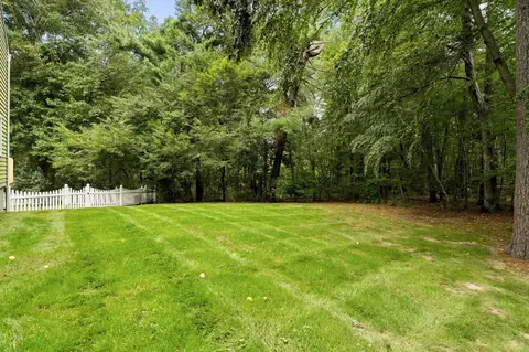 Exterior - 1 Nottingham Dr, Raynham, MA 02767 photo 3 of 5