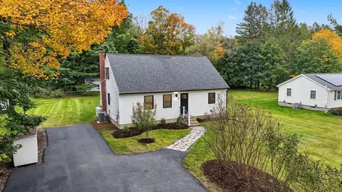 45 Leverett Rd, Amherst, MA 01002