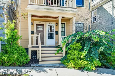 292 Summer St #2, Somerville, MA 02144