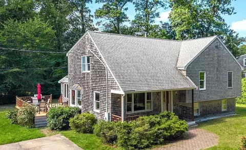 103 Canal St, Marshfield, MA 02050
