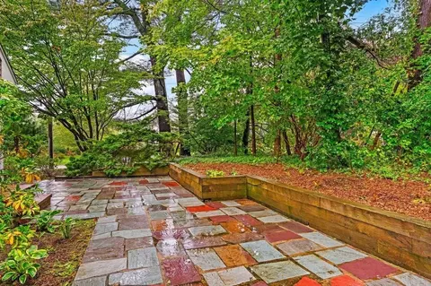 Exterior - 3 King Philip Path, Hingham, MA 02043 photo 3 of 7