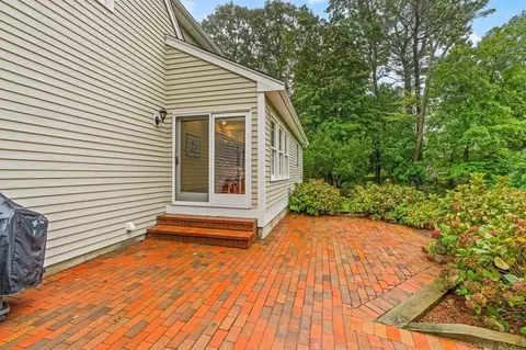 Exterior - 3 King Philip Path, Hingham, MA 02043 photo 7 of 7