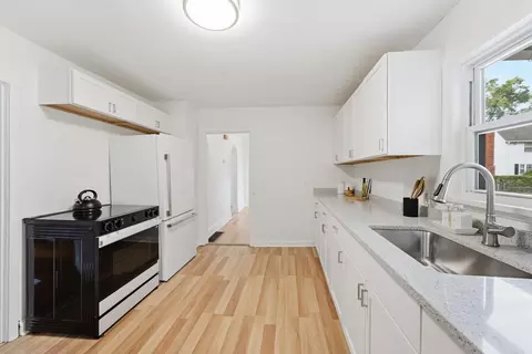 Kitchen - 73 Jasper St, Springfield, MA 01109 photo 4 of 4