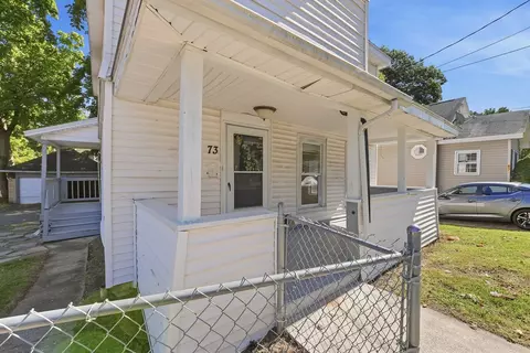 Exterior - 73 Jasper St, Springfield, MA 01109 photo 4 of 6