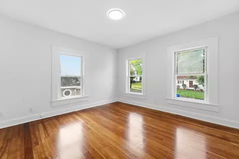Bedroom - 73 Jasper St, Springfield, MA 01109 photo 9 of 10