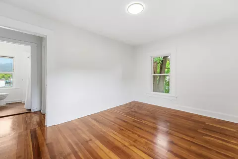 Bedroom - 73 Jasper St, Springfield, MA 01109 photo 7 of 10