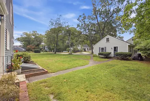 Exterior - 38 Fairmount Rd, Reading, MA 01867 photo 4 of 9