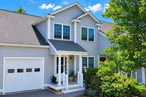 877 Auburnville Way #C2, Whitman, MA 02382