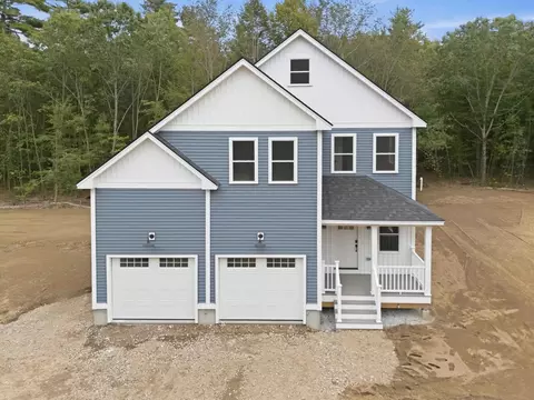 38 Elmwood St #2, Salisbury, MA 01952