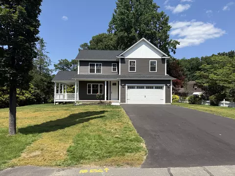 132 Barrington Rd, Longmeadow, MA 01106