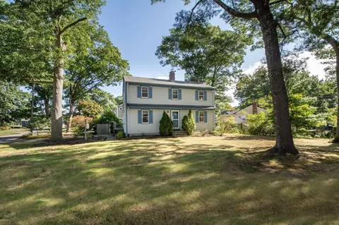 5 Bay Point Path, Marshfield, MA 02050