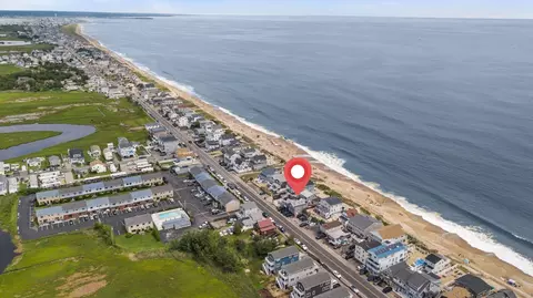 264 N End Blvd #2A, Salisbury, MA 01952