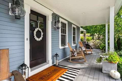 Exterior - 7 Cloutmans Ln, Marblehead, MA 01945 photo 1 of 7