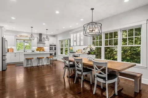 Dining - 7 Cloutmans Ln, Marblehead, MA 01945 photo 3 of 3