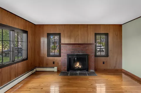 Living - 30 Monroe St, Buzzards Bay, MA 02532 photo 5 of 5