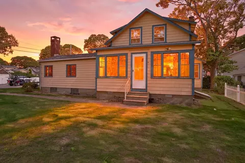 Other - 30 Monroe St, Buzzards Bay, MA 02532 photo 2 of 8