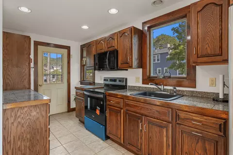 Kitchen - 30 Monroe St, Buzzards Bay, MA 02532 photo 2 of 3